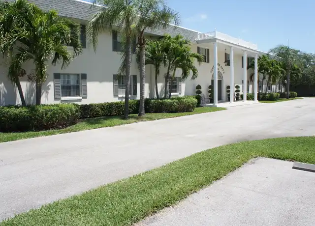 Property at 686 17th St Unit 16, Vero Beach, FL, 32960, 2 beds, 1 bath, [object Object]