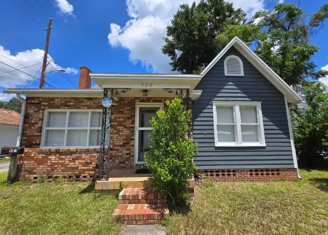 Property at 924 SW 5th Ave Unit C, Gainesville, FL, 32601, 3 beds, 2 baths, [object Object]