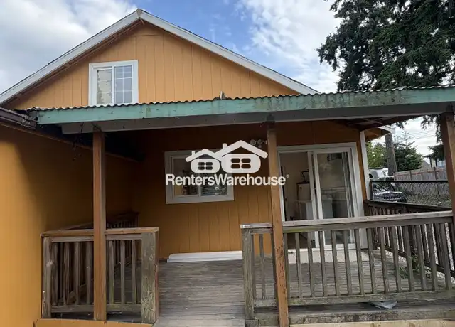 Property at 1654 SW 114th St, Seattle, WA, 98146, 4 beds, 2 baths, [object Object]