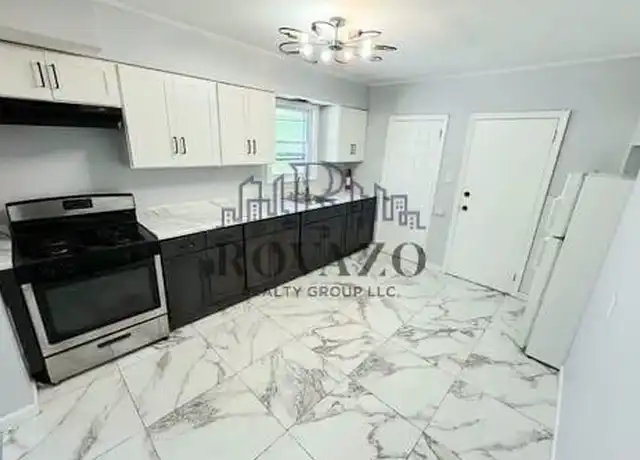 Property at 180 Lincoln Pl Unit 2, Irvington, NJ, 07111, 3 beds, 1 bath, [object Object]