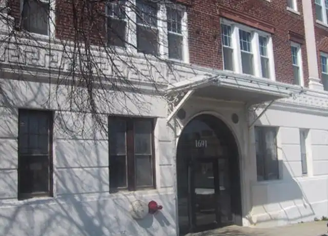 Property at 1691 Commonwealth Ave #9, Brighton, MA, 02135, 2 beds, 1 bath, [object Object]