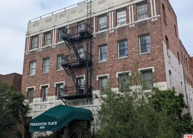 Property at 607 S Dunsmuir Ave Unit 303, Los Angeles, CA, 90036, 0 beds, 1 bath, [object Object]