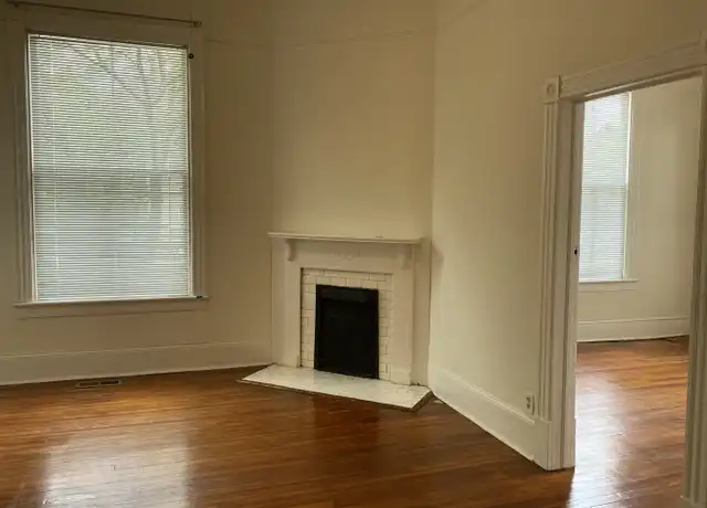 Property at 1116 Habersham St Unit 1116-2, Savannah, GA, 31401, 1 bed, 1 bath, [object Object]