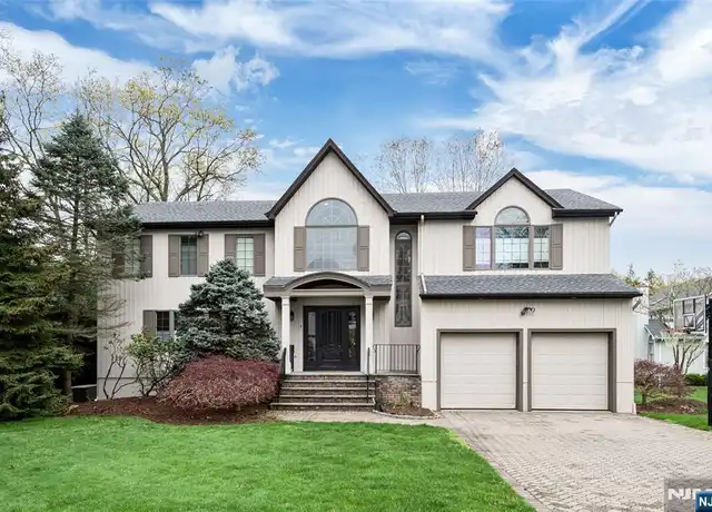 Property at 55 Auryansen Ct, Closter, NJ, 07624, 6 beds, 4.5 baths, [object Object]