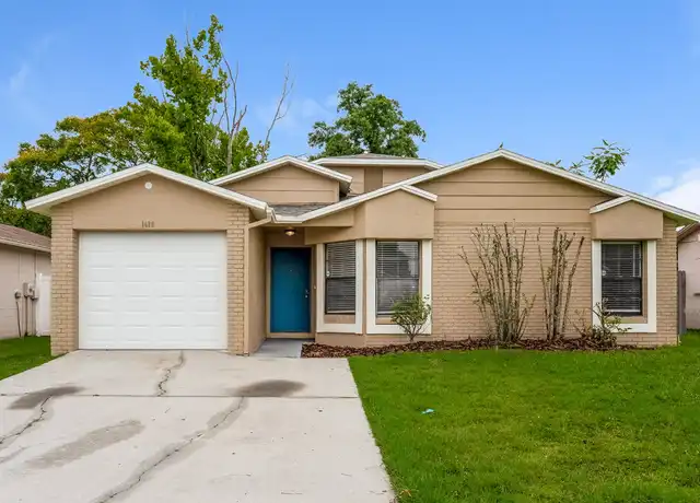 Property at 1430 Vinetree Dr, Brandon, FL, 33510, 3 beds, 2 baths, [object Object]