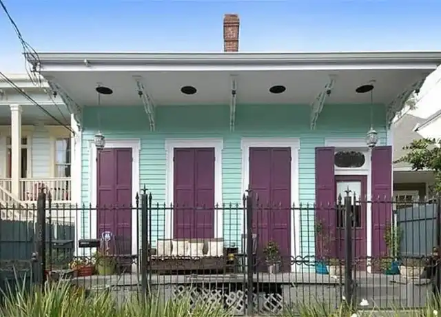 Property at 1008 Josephine St Unit B, New Orleans, LA, 70130, 1 bed, 1 bath, [object Object]
