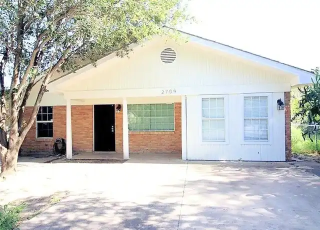 Property at 2709 Fir Ave, McAllen, TX, 78501, 3 beds, 1 bath, [object Object]