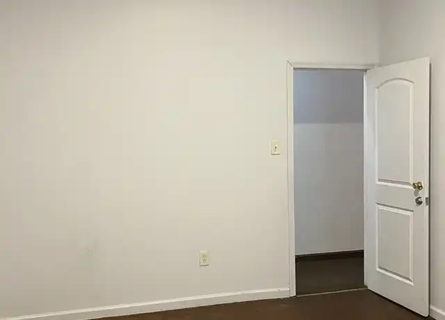 Property at 131 N 50th St Unit 3M, Philadelphia, PA, 19139, 1 bed, 1 bath, [object Object]