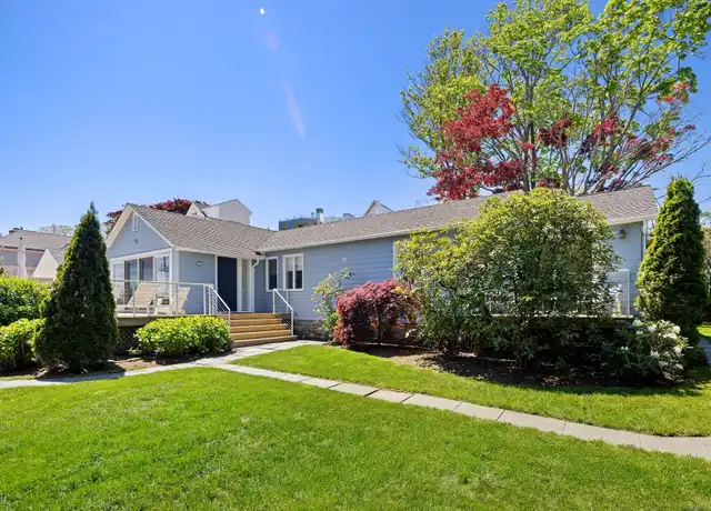 Property at 232 Hillspoint Rd, Westport, CT, 06880, 4 beds, 2 baths, [object Object]