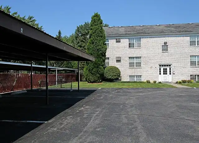 Property at Glanzman Village - 3165 Glanzman Rd, Toledo, OH, 43614, 1-2 bed, 1 bath, [object Object]