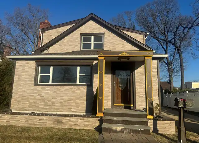 Property at 715 Thrush Ave, West Hempstead, NY, 11552, 4 beds, 1.5 baths, [object Object]