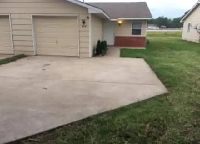 Property at 421 N Hoover Rd Unit 439, Wichita, KS, 67212, 2 beds, 1 bath, [object Object]