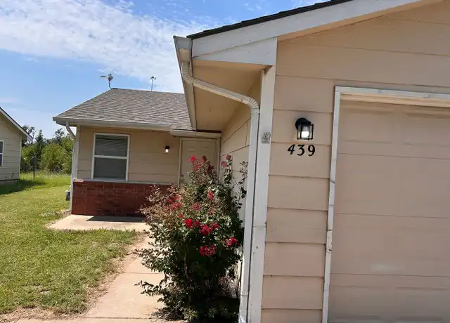 Property at 421 N Hoover Rd Unit 439, Wichita, KS, 67212, 2 beds, 1 bath, [object Object]