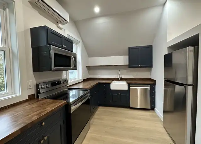 Property at 31 New York St, Dover, NH, 03820, 1 bed, 1 bath, [object Object]