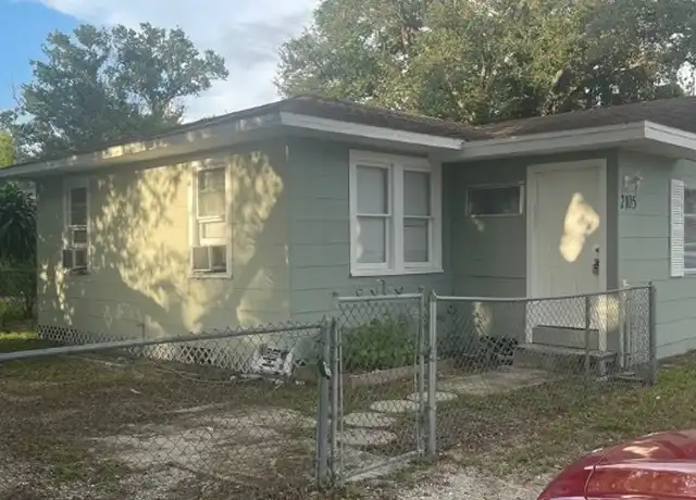 Property at 2107 Franklin St, Fort Myers, FL, 33901, 2 beds, 1 bath, [object Object]