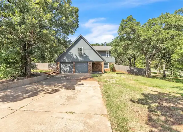 Property at 9710 N Oak Cliff Dr, Edmond, OK, 73034, 5 beds, 3 baths, [object Object]