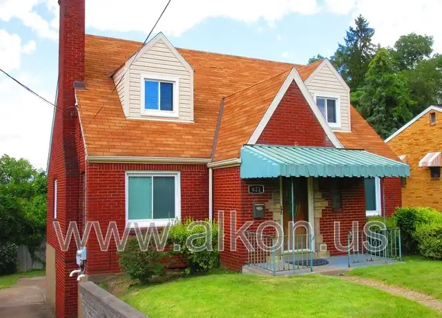 Property at 621 Brierly Ln, Homestead, PA, 15120, 3 beds, 1.5 baths, [object Object]