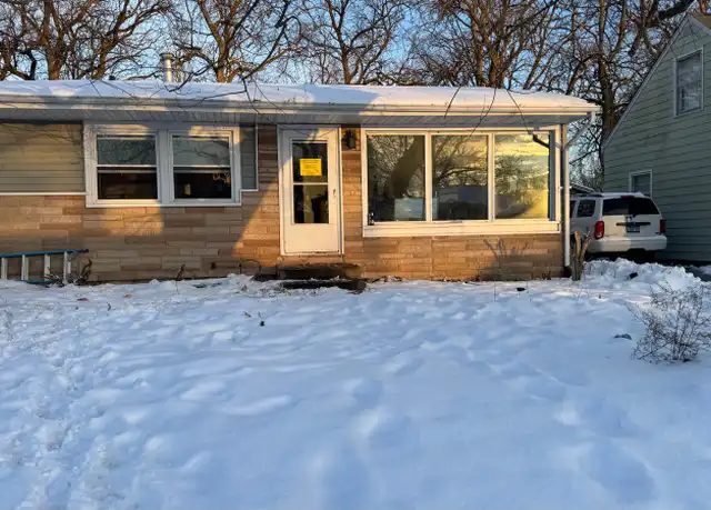 Property at 20 Sickles Dr, Decatur, IL, 62521, 3 beds, 1 bath, [object Object]