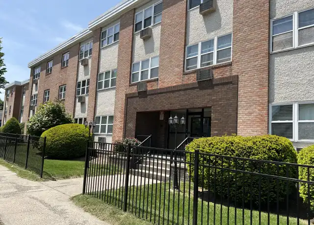 Property at 45 Monroe St Unit C2, Bridgeport, CT, 06605, 1 bed, 1 bath, [object Object]