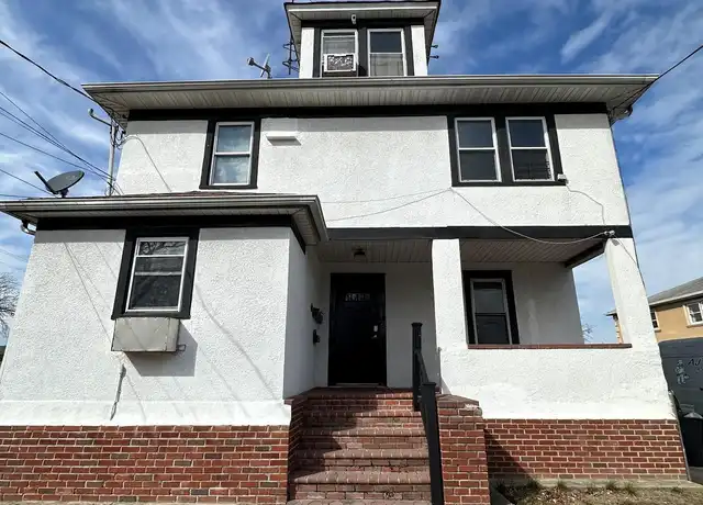 Property at 210 Pearl St Unit 2, Lawrence, NY, 11559, 1 bed, 1 bath, [object Object]