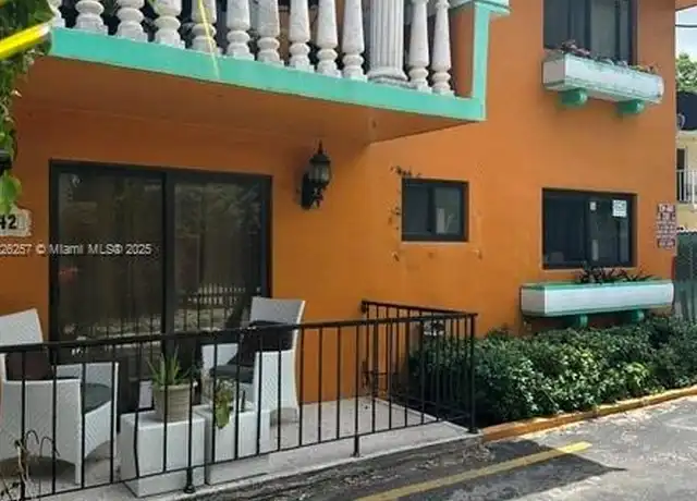 Property at 1442 NW 1st St Unit 2, Miami, FL, 33125, 1 bed, 1 bath, [object Object]