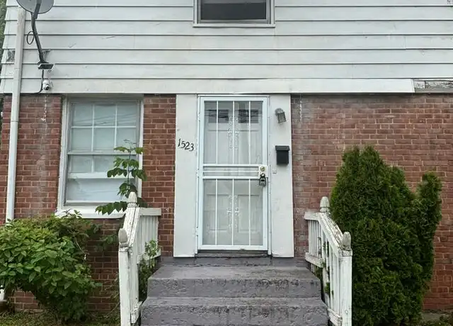 Property at 1523 Babbitt Rd, Euclid, OH, 44132, 3 beds, 1 bath, [object Object]