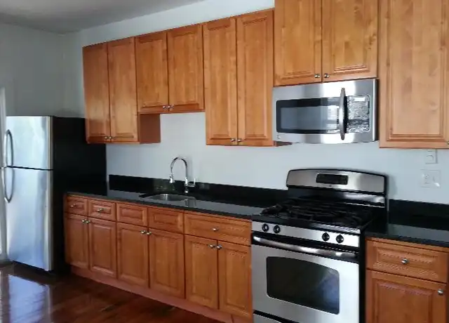 Property at 27 Buttonwood St Unit 3, Dorchester, MA, 02125, 3 beds, 1 bath, [object Object]