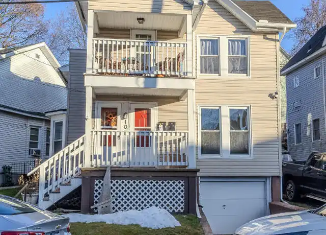 Property at 108 Spring St Unit 1, Carbondale, PA, 18407, 2 beds, 1 bath, [object Object]