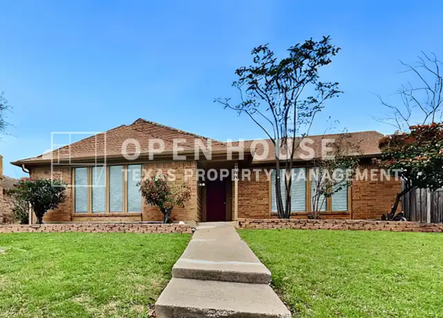 Property at 2033 E Branch Hollow Dr, Carrollton, TX, 75007, 3 beds, 2 baths, [object Object]