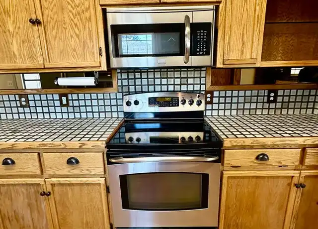 Property at 4616 Peck Dr, Klamath Falls, OR, 97603, 3 beds, 1 bath, [object Object]