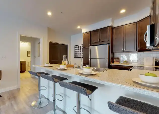 Property at 1001 Russell Blvd, Saint Louis, MO, 63104, 2 beds, 2 baths, [object Object]