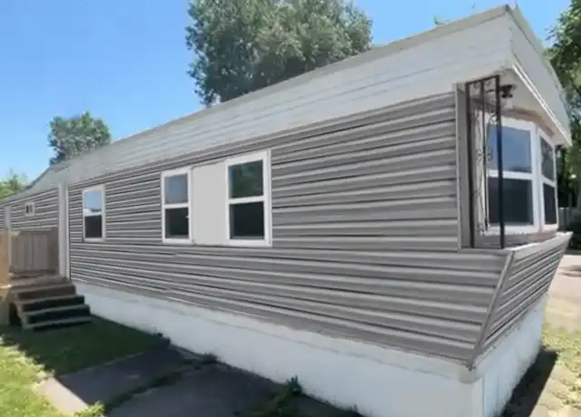 Property at 2211 Dort Hwy Unit B-20, Flint, MI, 48507, 2 beds, 1 bath, [object Object]