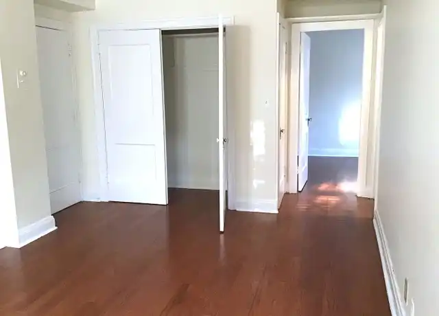 Property at 900 Summit Ave S Unit 201, Minneapolis, MN, 55403, 1 bed, 1 bath, [object Object]