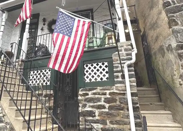 Property at 127 Green Ln Unit B, Philadelphia, PA, 19127, 3 beds, 1 bath, [object Object]