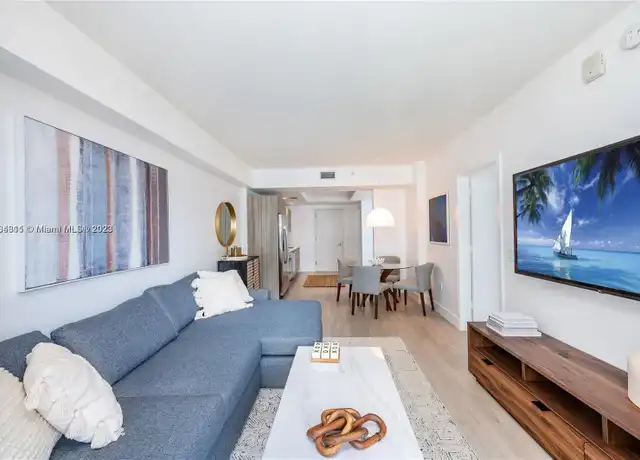 Property at 121 NE 34th St Unit L402, Miami, FL, 33137, 1 bed, 1 bath, [object Object]
