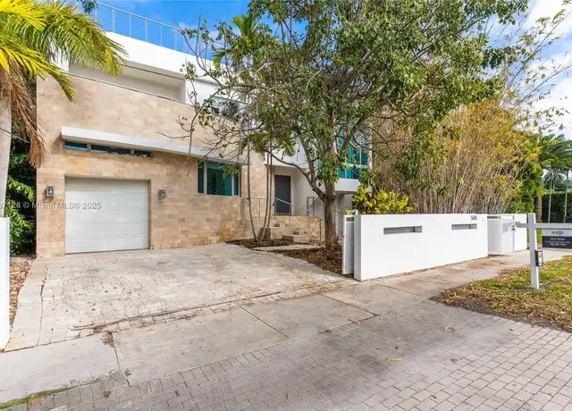 Property at 5625 N Bay Rd, Miami Beach, FL, 33140, 4 beds, 4 baths, [object Object]