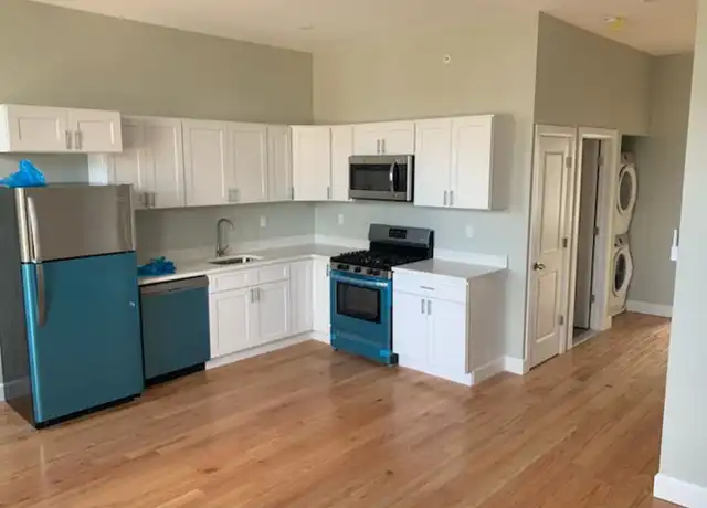 Property at 531 Clinton Ave Fl 2, Albany, NY, 12206, 1 bed, 1 bath, [object Object]