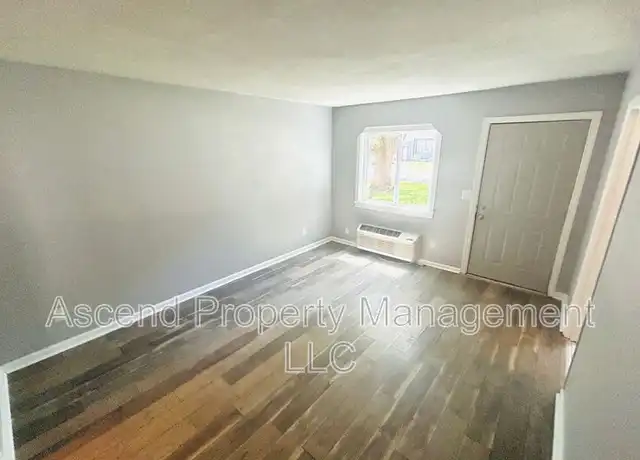 Property at 217 Sequoia Dr Unit A, Chattanooga, TN, 37411, 1 bed, 1 bath, [object Object]