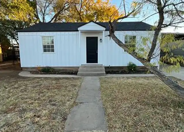 Property at 2407 31st St, Lubbock, TX, 79411, 3 beds, 1 bath, [object Object]