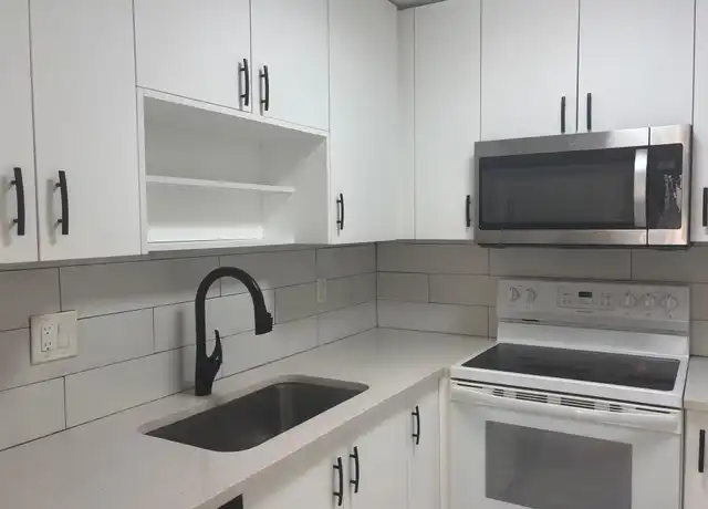 Property at 618 NW 13th St #16, Boca Raton, FL, 33486, 2 beds, 2 baths, [object Object]