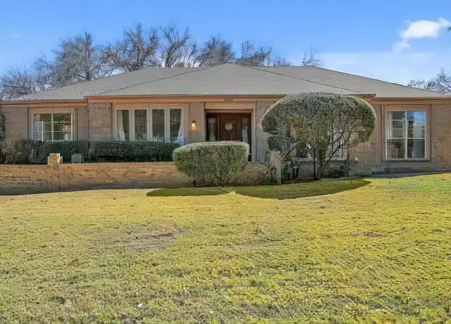 Property at 4705 Foxfire Way, Fort Worth, TX, 76133, 3 beds, 2 baths, [object Object]