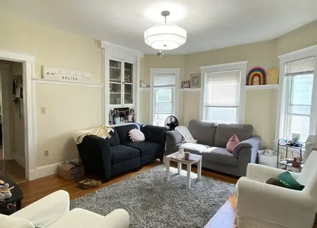 Property at 270 Harvard St Unit 1, Medford, MA, 02155, 3 beds, 2 baths, [object Object]