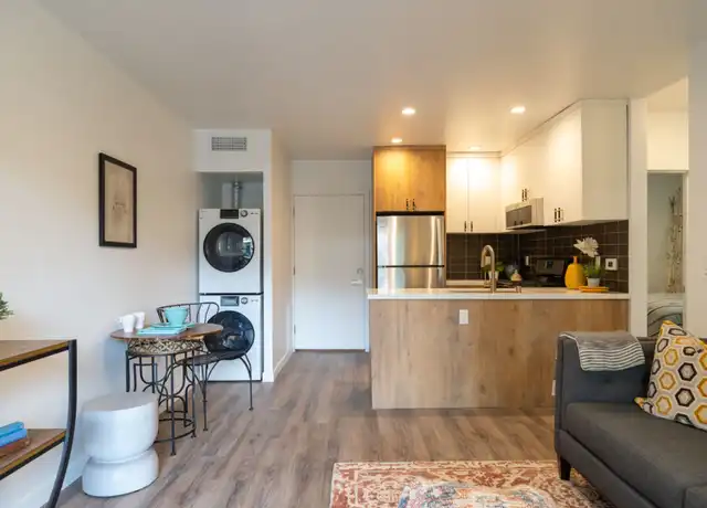 Property at 3305 Primera Ave Unit 3305, Los Angeles, CA, 90068, 2 beds, 2 baths, [object Object]