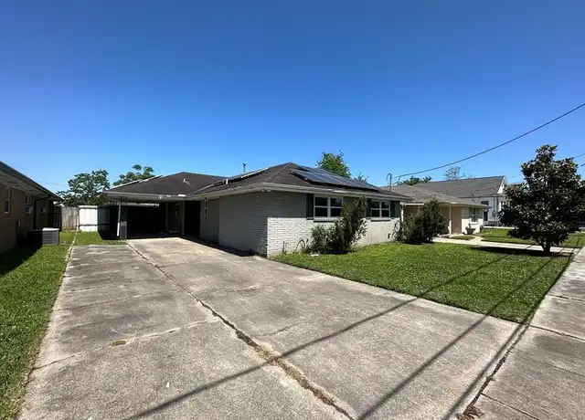 Property at 2118 Mehle St, Arabi, LA, 70032, 3 beds, 2 baths, [object Object]