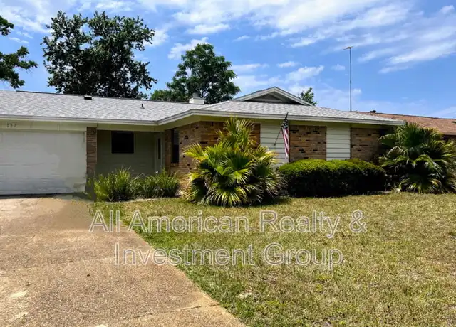 Property at 137 Deville Dr, Mary Esther, FL, 32569, 3 beds, 2 baths, [object Object]