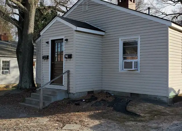 Property at 1711 Sherwood St Unit B, Greensboro, NC, 27403, 1 bed, 1 bath, [object Object]