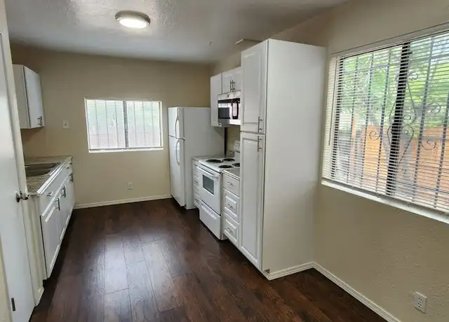 Property at 505 Princeton Dr SE Unit 505-B, Albuquerque, NM, 87106, 2 beds, 1 bath, [object Object]