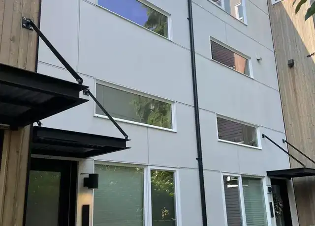 Property at 8553 Interlake Ave N Unit C, Seattle, WA, 98103, 2 beds, 2 baths, [object Object]