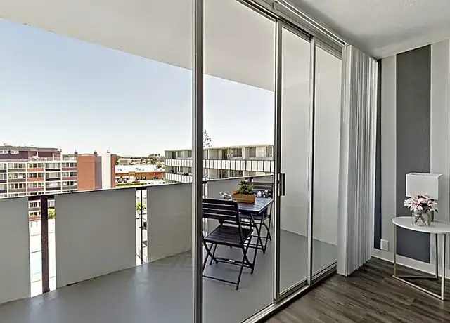 Photo of 1321 Marshall St, Redwood City, CA 94063