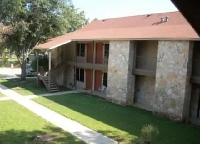 Property at 1410 Naples St Unit 103, Castroville, TX, 78009, 3 beds, 1 bath, [object Object]
